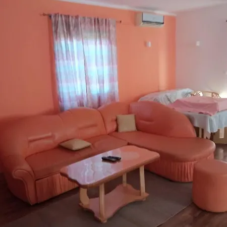 Kuca Za Odmor Lena Hébergement de vacances Split